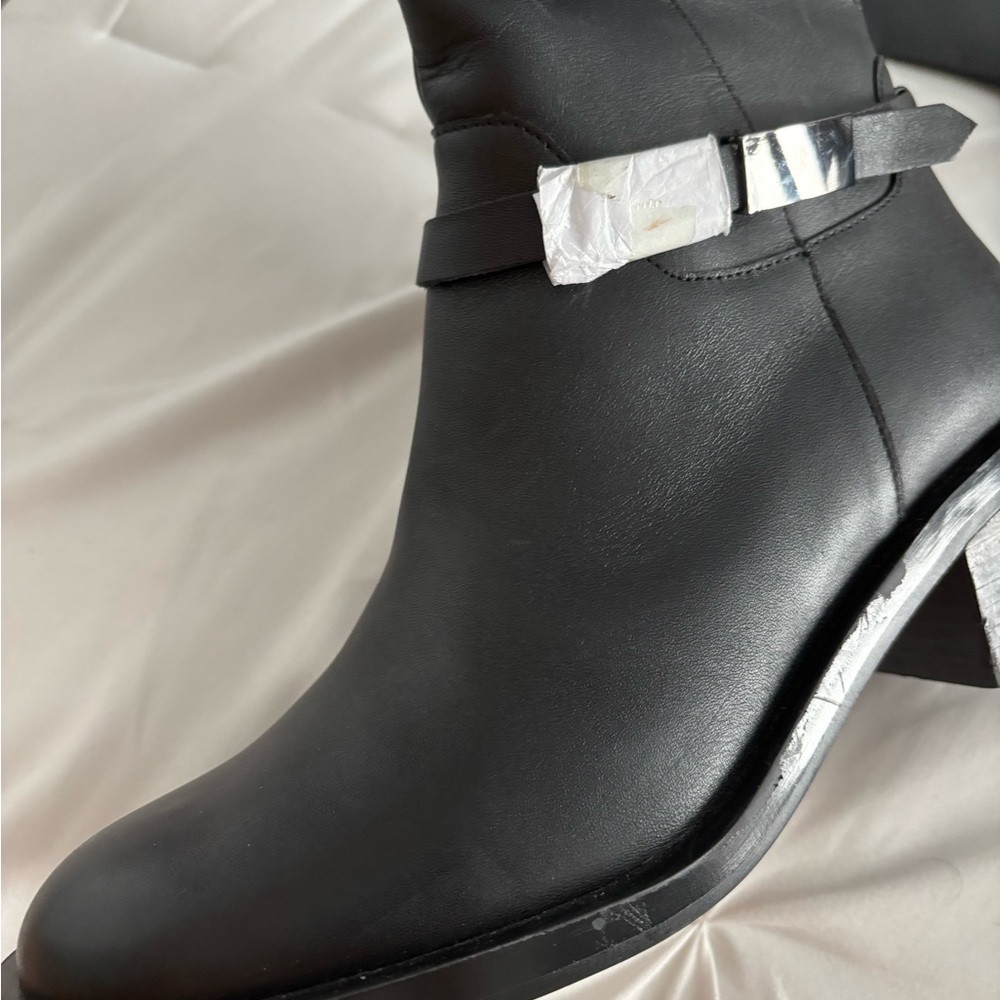 L. Paolo Kamile Knee High Riding Boot (Women)